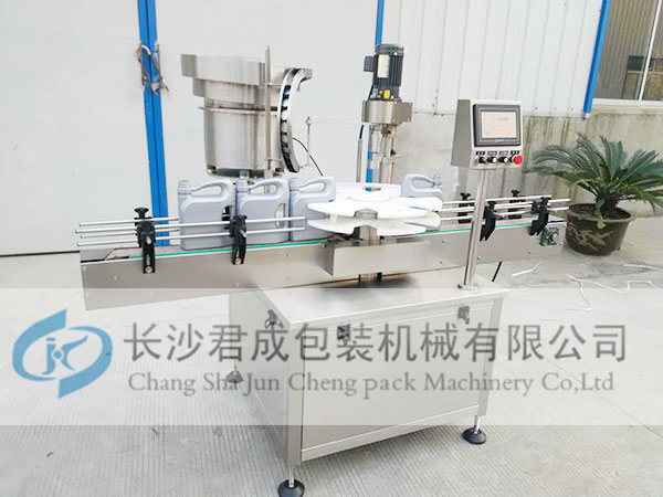 灌裝旋蓋機(jī)